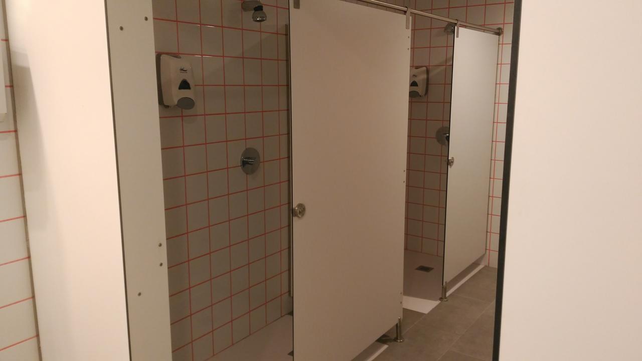 Egunon Bilbao Hostel Экстерьер фото