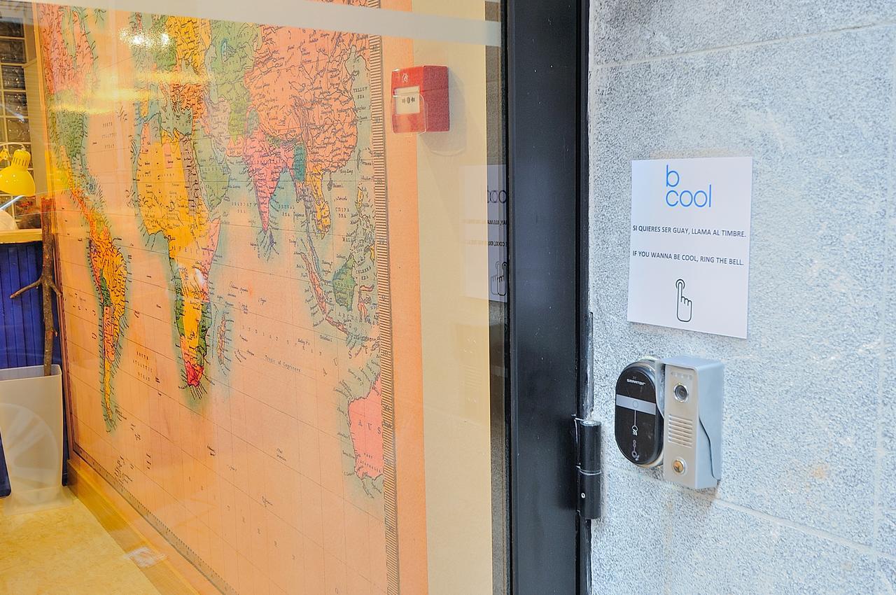Egunon Bilbao Hostel Экстерьер фото