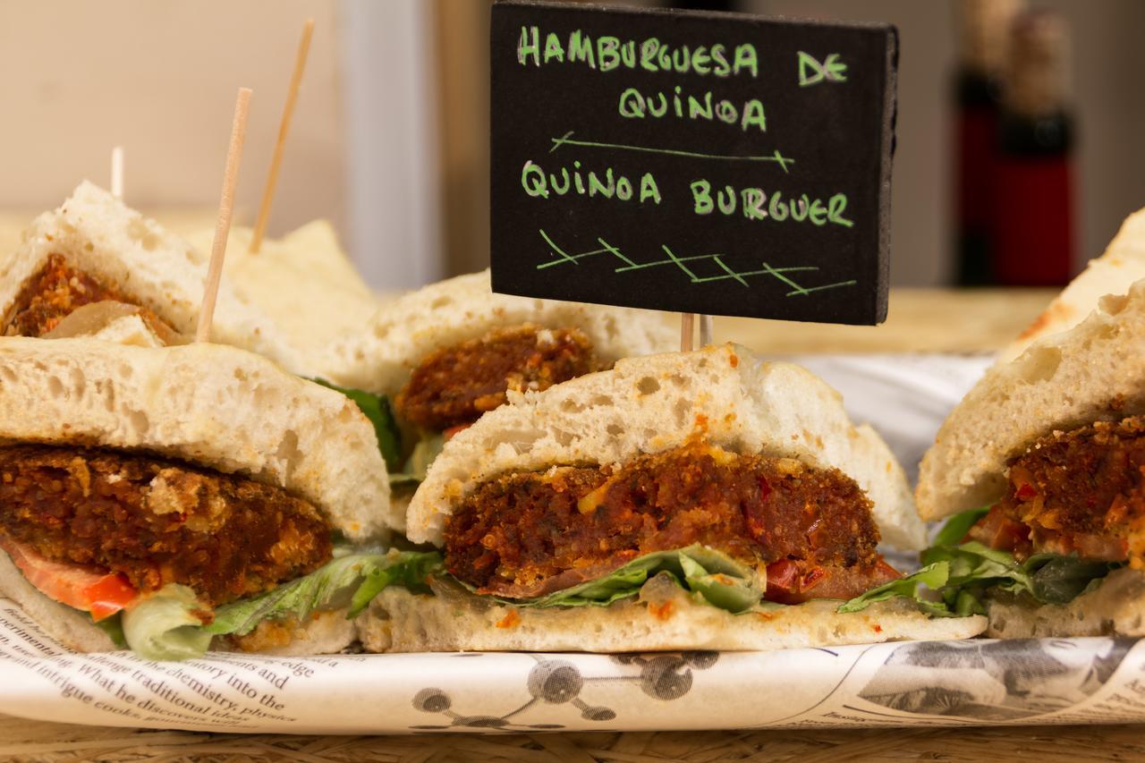 Egunon Bilbao Hostel Экстерьер фото