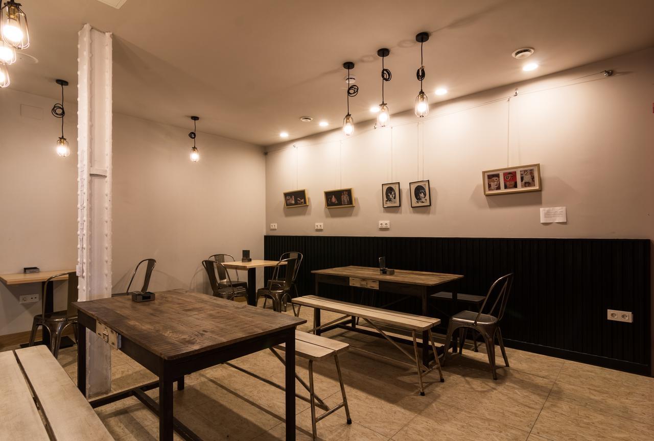 Egunon Bilbao Hostel Экстерьер фото