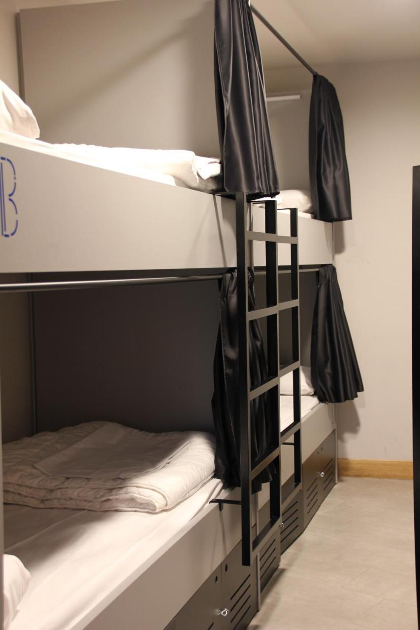 Egunon Bilbao Hostel Экстерьер фото